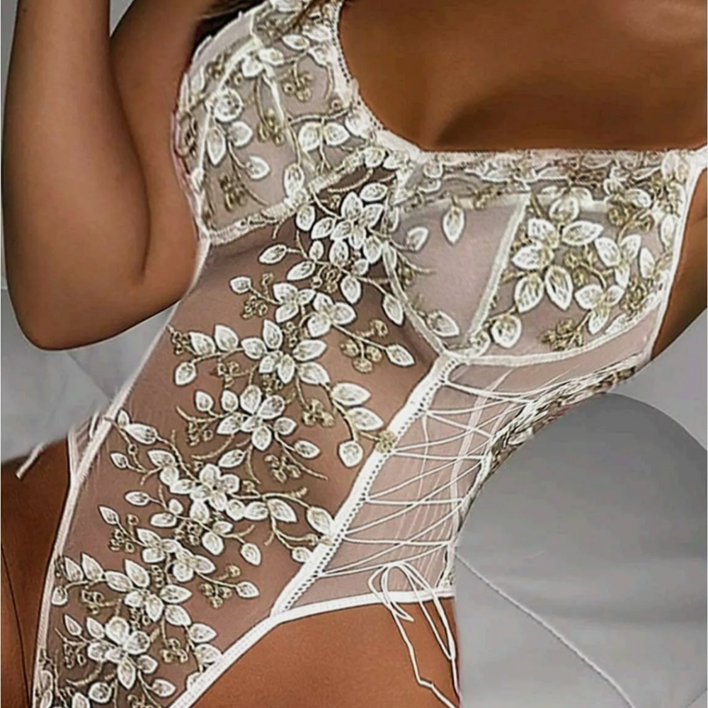 Floral embroidered white wedding lingerie